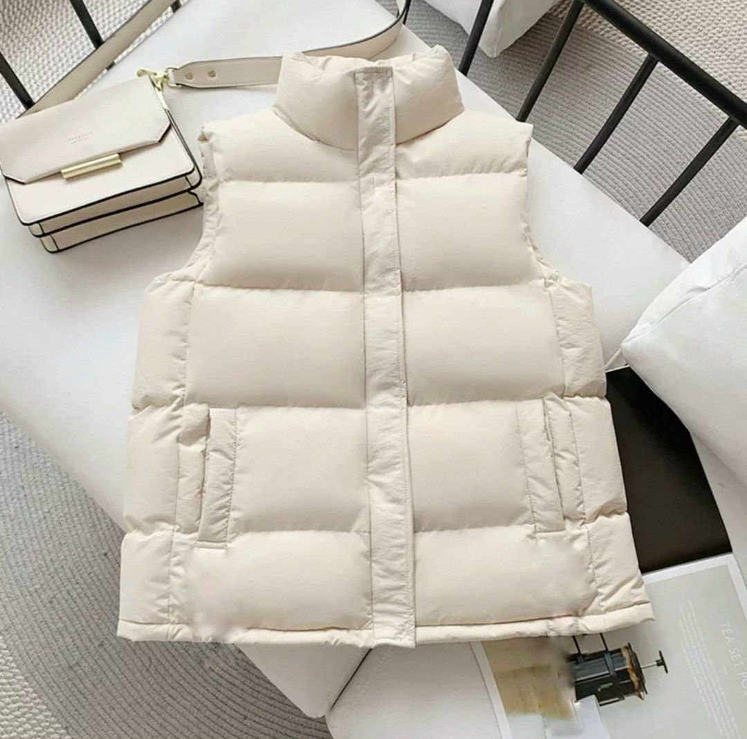 стильная жилетка,жилетка женская,женский жилет,теплый жилет,жилет