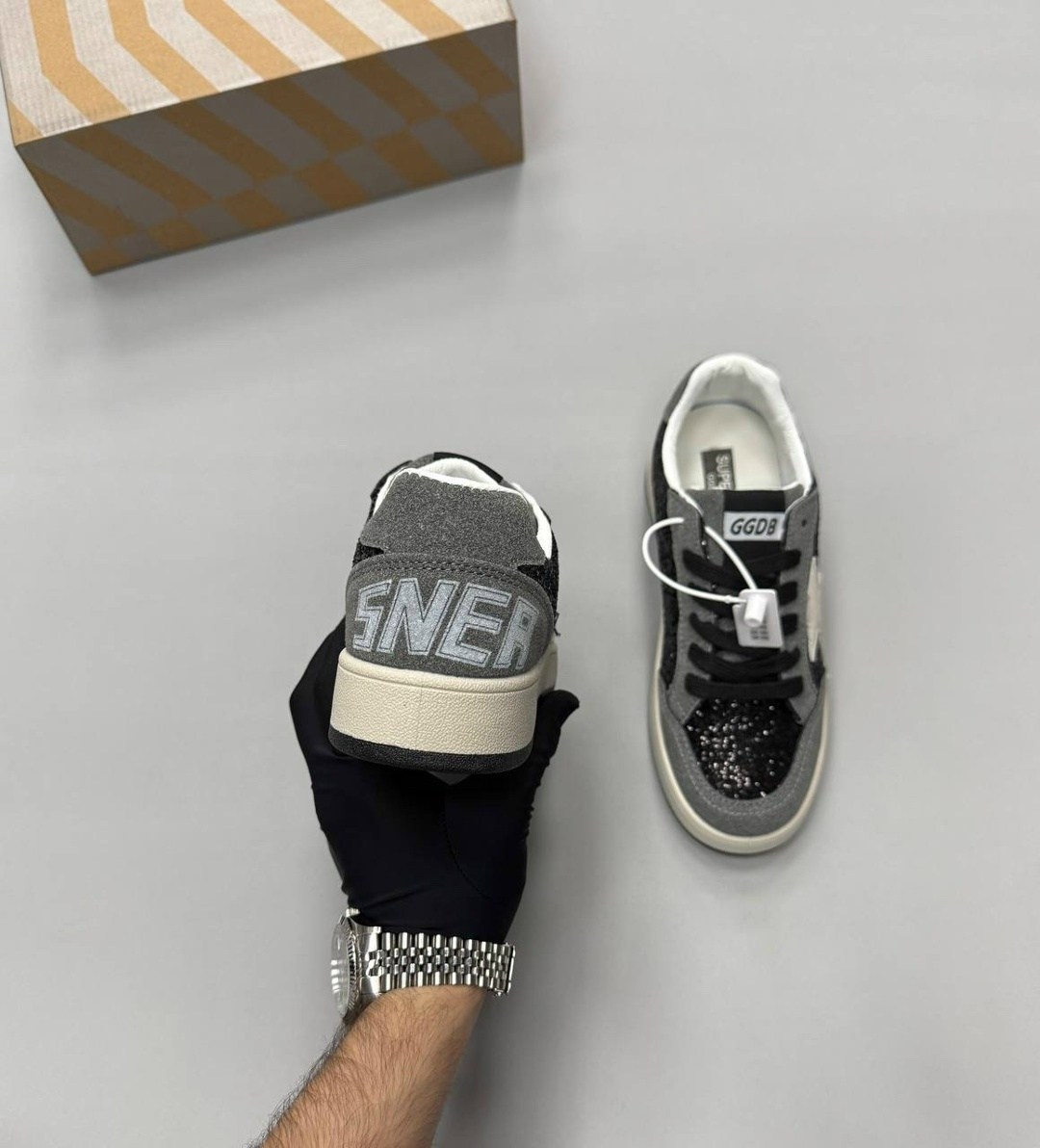 кроссовки golden goose с пайетками на платформе,кроссовки golden goose,кеды golden goose,,кроссовки golden goose из натуральной кожи с камнями