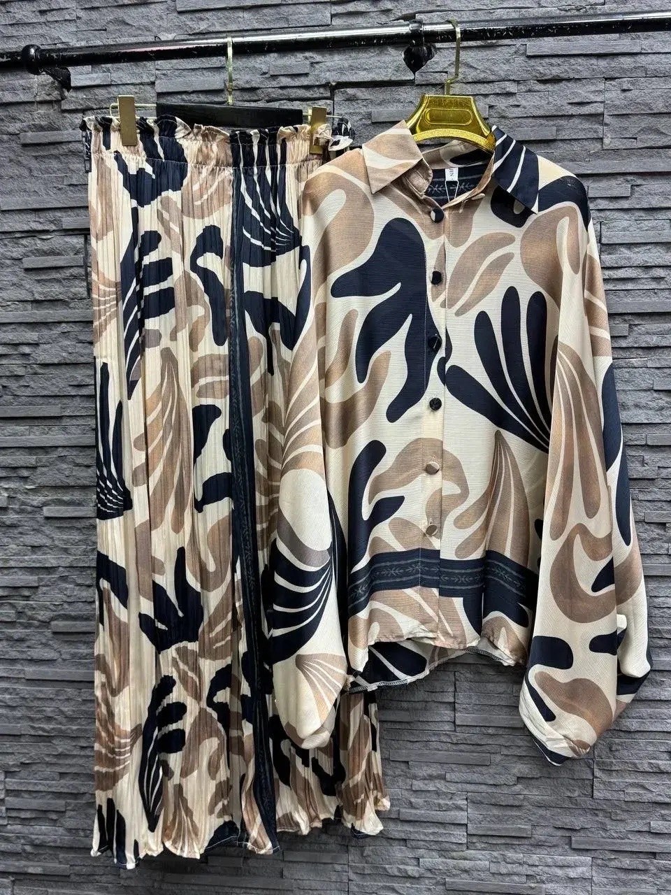 костюм с принтом,летние костюмы,рубашка с принтом,рубашка модная,зеленая рубашка