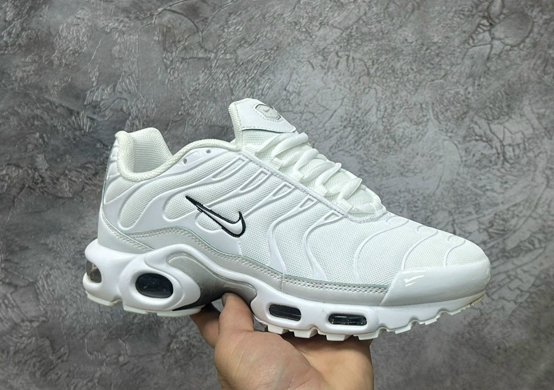кроссовки nike air max tn plus,кроссовки мужские nike air max tn plus,nike air max tn plus,кроссовки nike air max tn,кроссовки