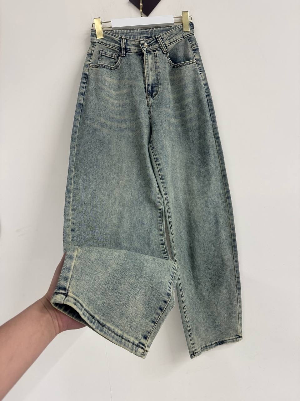 женские джинсы,джинсы модные,джинсы широкие,женские широкие джинсы,джинсы