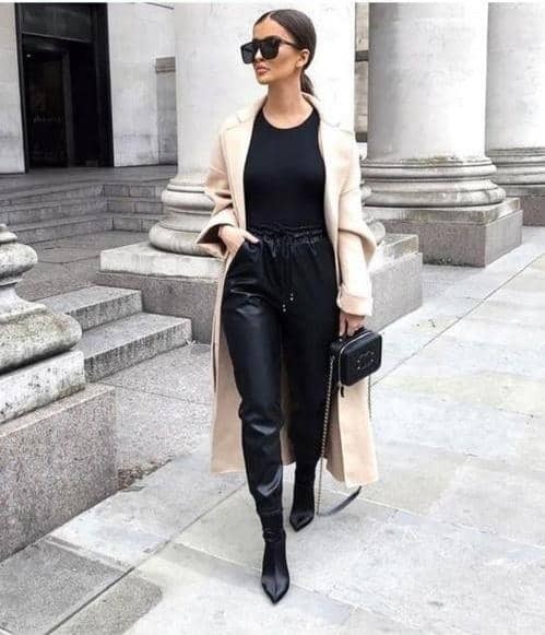 джоггеры женские,брюки джоггеры кожаные,джоггеры женские кожаные,кожаные джоггеры и боди,кожаные джоггеры