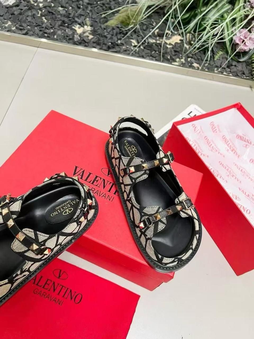 сандалии valentino,босоножки valentino,,сандалии женские,женская