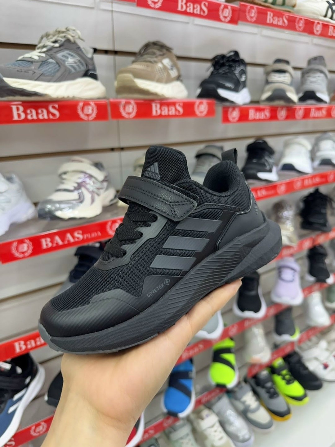 adidas кроссовки,детские кроссовки adidas,кроссовки adidas runfalcon,черные кроссовки adidas,кроссовки