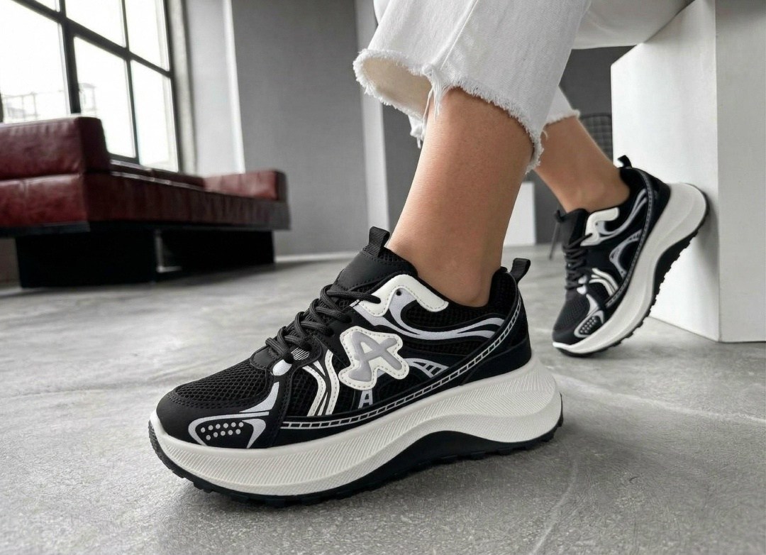 кроссовки женскиe,кроссовки,кроссовки с удобной подошвой женские,кроссовка,модные кроссовки