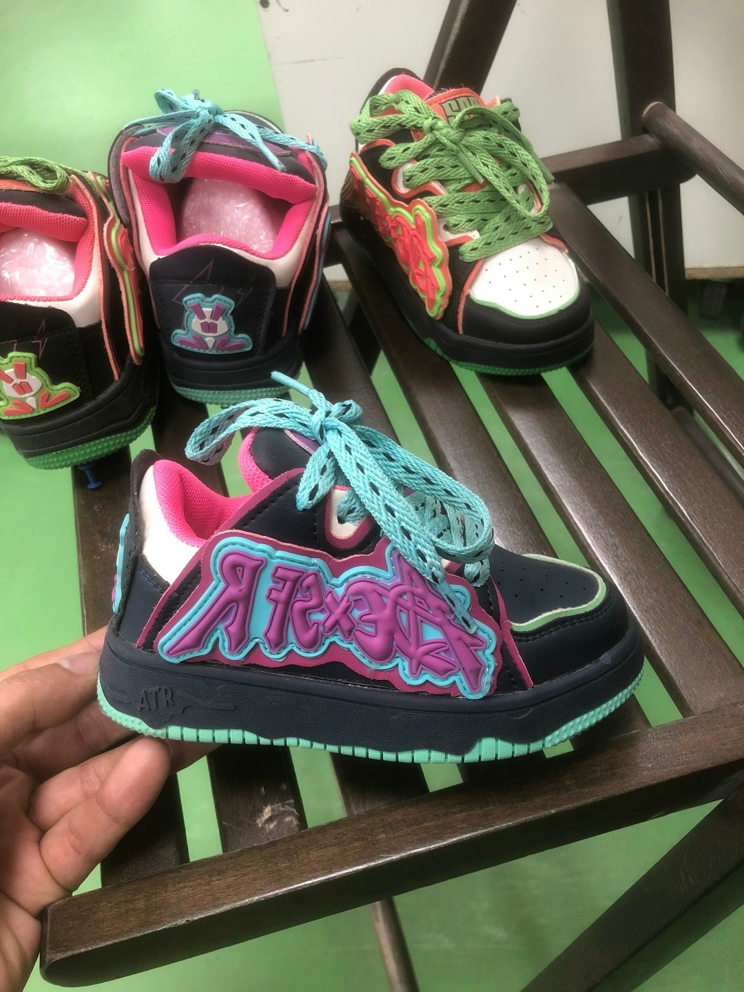 ,спортивная ,женские кроссовки,повседневные кроссовки,модные кроссовки