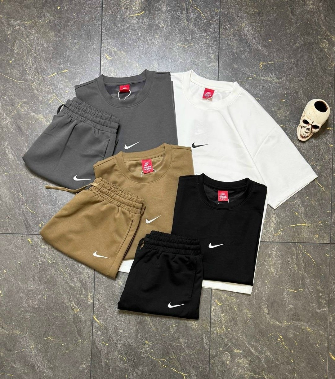 мужские спортивные костюмы,спортивные костюмы nike,костюм мужской спортивный с шортами,спортивный костюм nike мужской,спортивный костюм