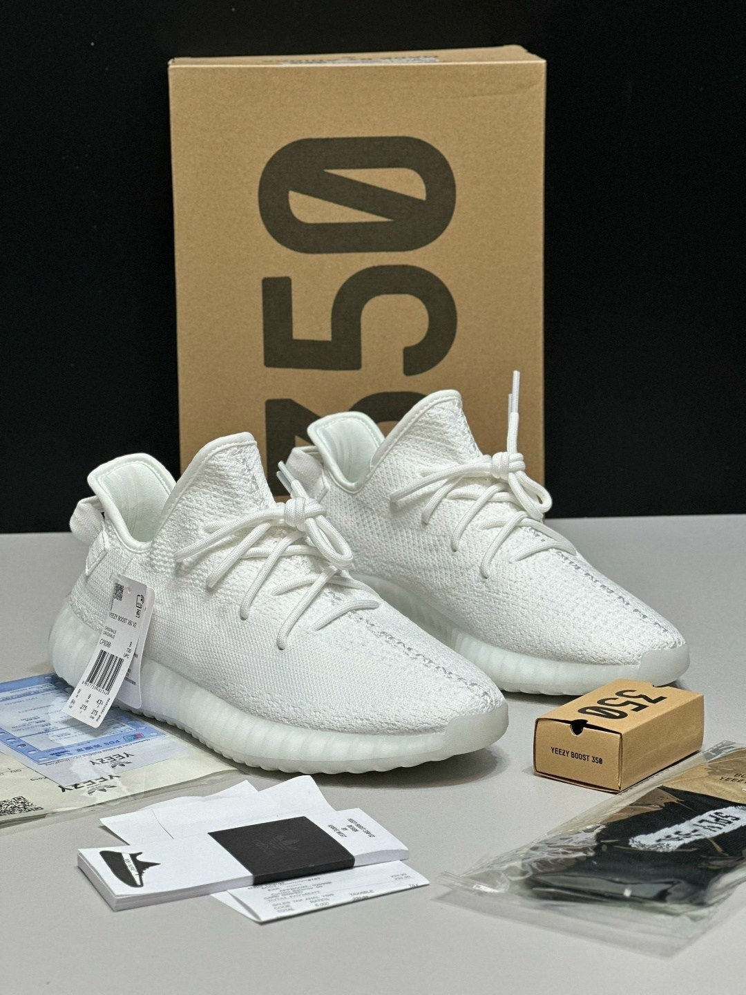 adidas yeezy boost 350 v 2,кроссовки adidas yeezy boost,adidas yeezy boost 350 triple white,yeezy 350 cream white оригинал,adidas yeezy boost 350 v2 cream