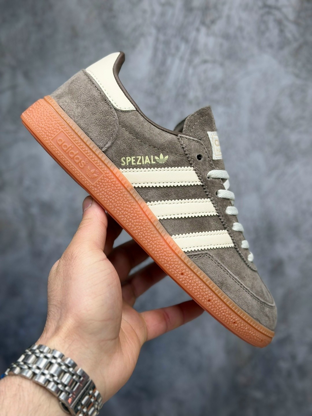 кроссовки adidas spezial,кроссовки adidas originals handball spezial,кроссовки adidas handball spezial,adidas коричневые замшевые кроссовки spezial для женщин,кроссовки адидас originals spezial og adi