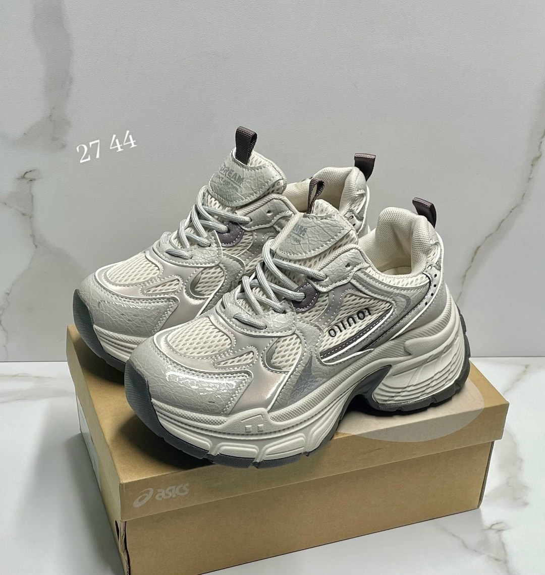 кроссовки женские,модные кроссовки,женские массивные кроссовки,массивные кроссовки,кроссовки