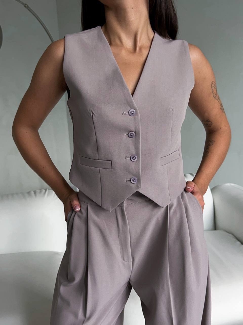 брючные костюмы женские,летний брючный костюм,женский костюм с брюками,костюм брючный тройка,брюки палаццо