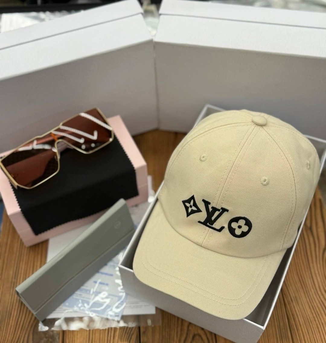 бейсболка louis vuitton,бейсболка стильная,кепка louis vuitton,бейсболка брендовая,бейсболка