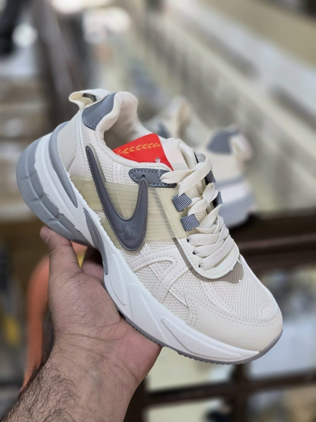 кроссовки nike,кроссовки nike v 2 k run,кроссовки женские nike,кроссовки женские мужские,кроссовки nike v2k run ретро прилив сетка дышащий бег