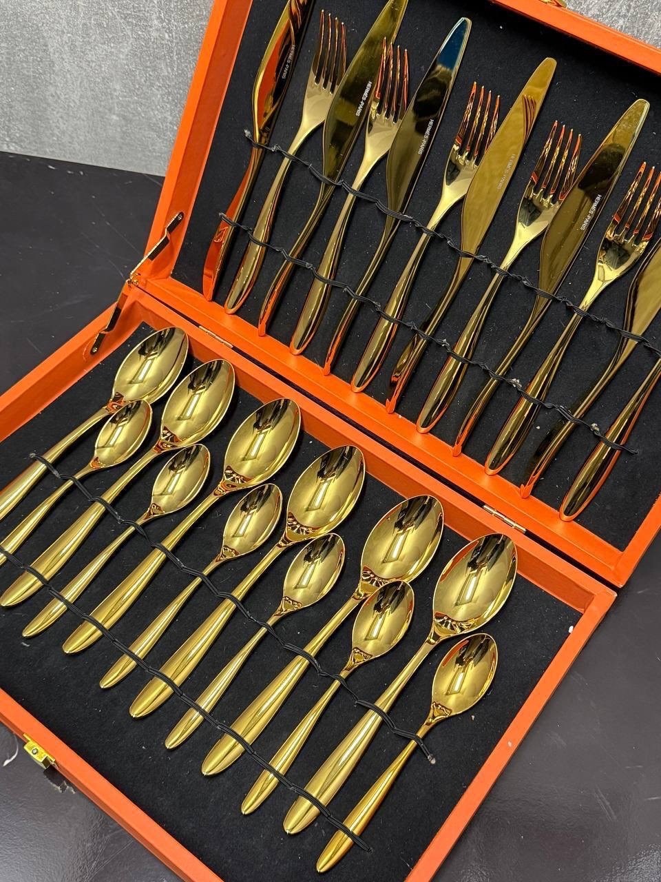 набор столовыx приборов,набор столовых приборов 24,наборы столовых прибор золотые,столовые приборы hermes,hermes набор столовых приборов