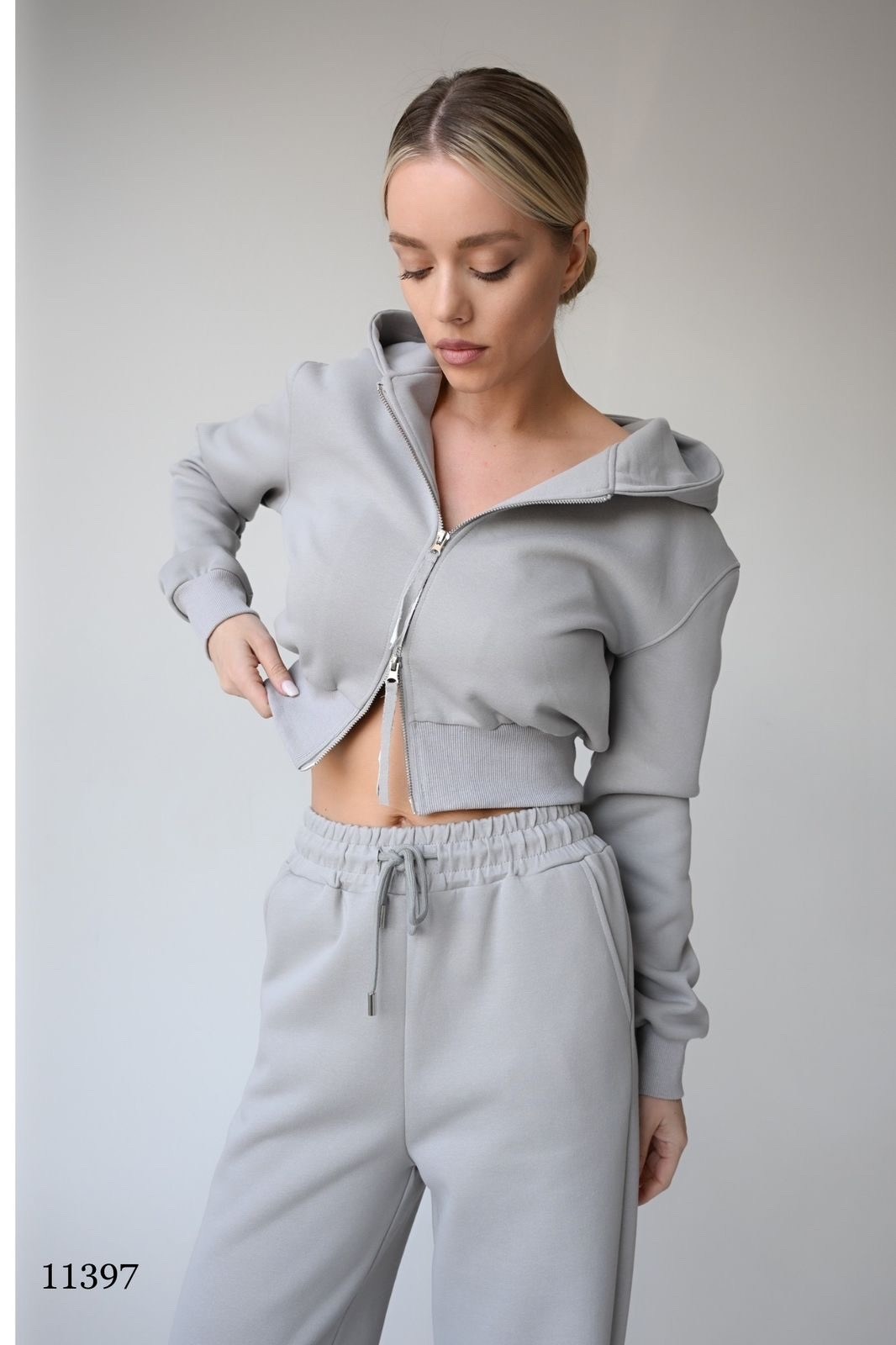 cпортивный костюм женский на флисе,женский спортивный костюм,спортивный костюм,костюм женский,базовый спортивный костюм из широких брюк и кофты на замке missdiva