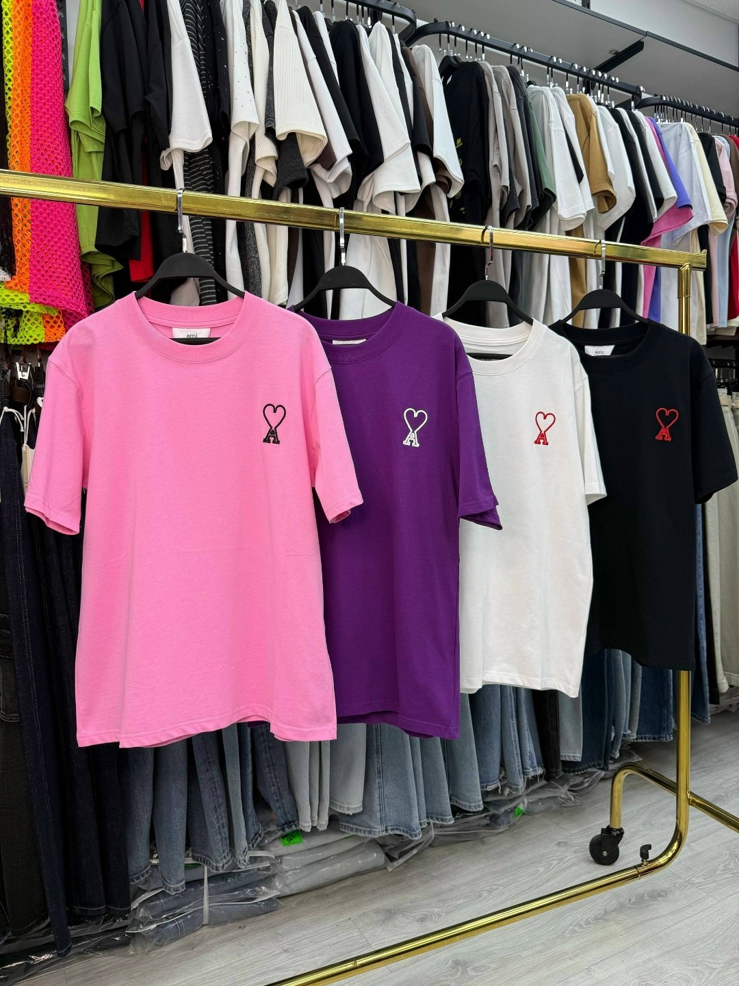 футболки женская,футболка,футболка мужская женская,брендовые вещи,летние футболки