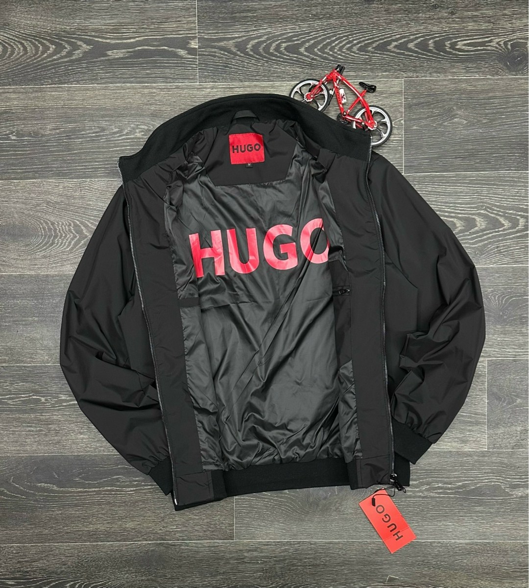 мужская куртка hugo boss,куртка hugo boss,ветровка hugo,куртка демисезонная hugo boss,куртка хуго босс мужская