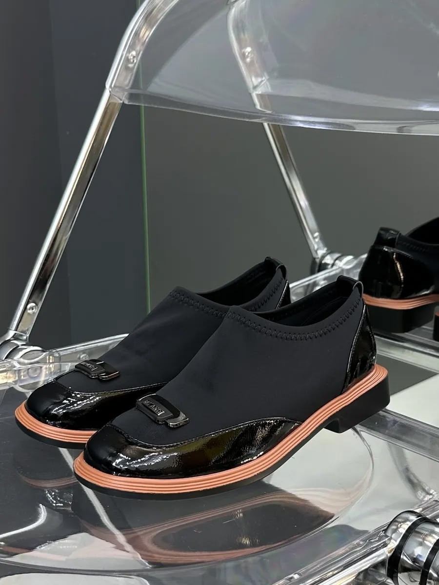 демисезонные туфли,повседневные туфли,,туфли женские, женская