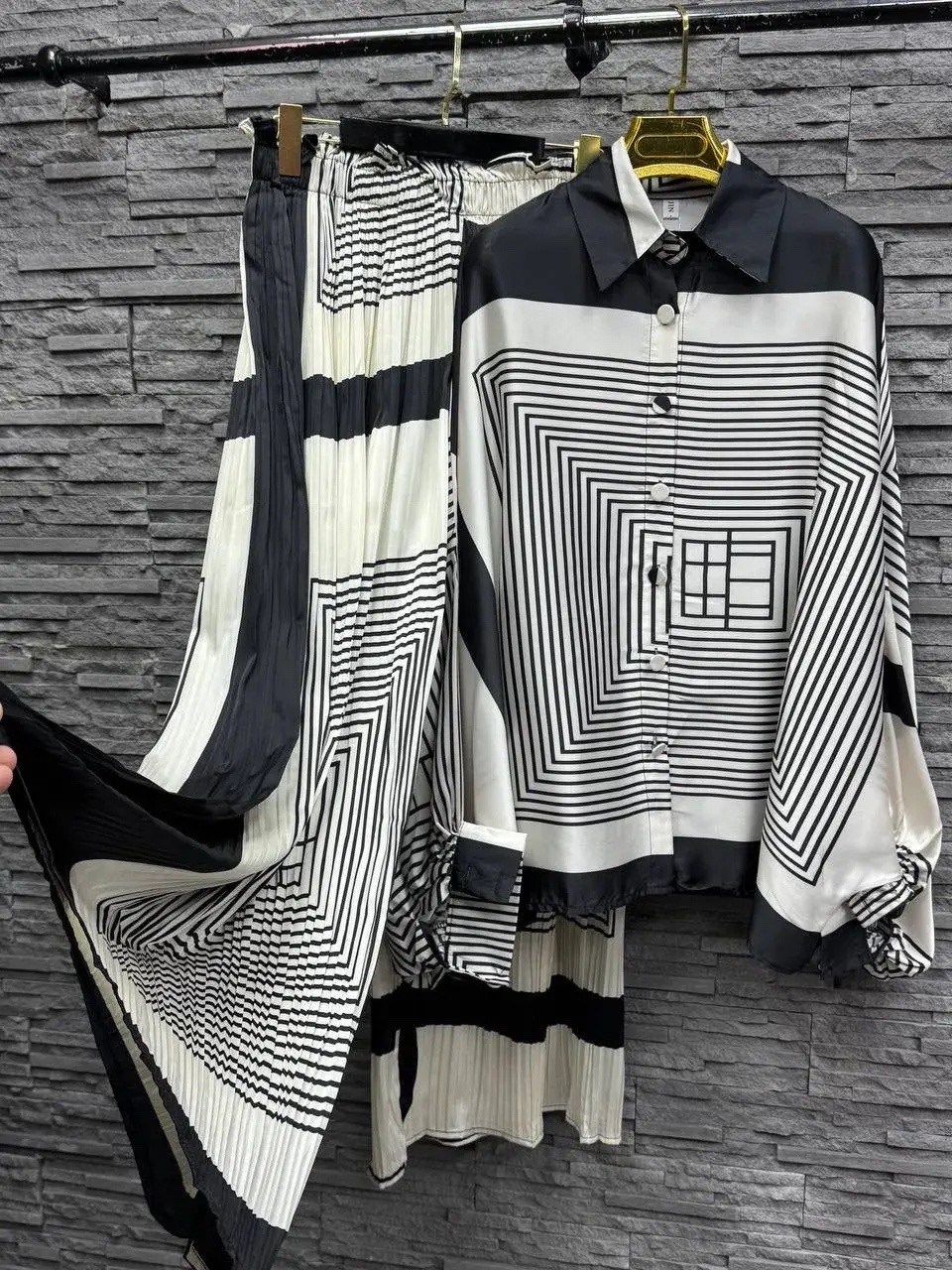 костюм с принтом,летние костюмы,рубашка с принтом,рубашка модная,зеленая рубашка