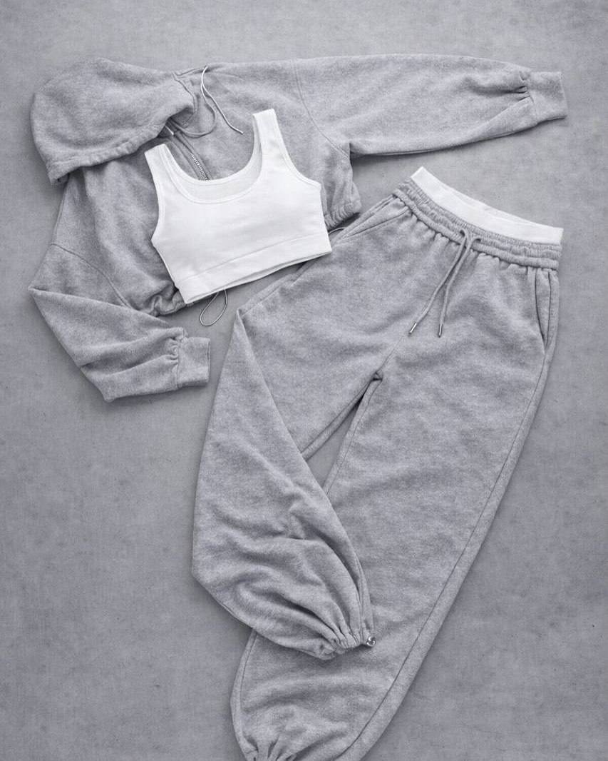 розовый спортивный костюм,спортивные костюмы двойка,спортивные костюм,стильные костюмы,спортивный костюм с укороченной толстовкой женский