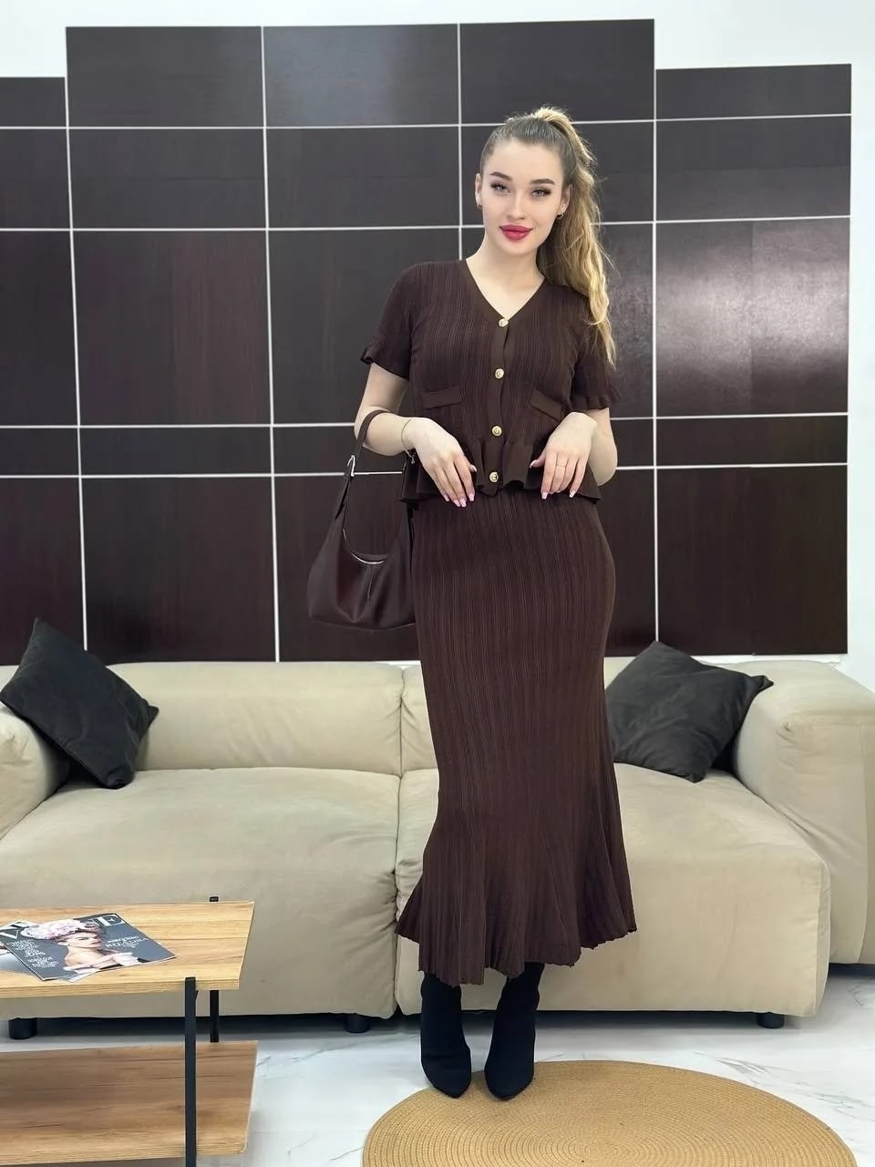 платья,девушка,красное платье,платье вязаное лапша,женские костюмы