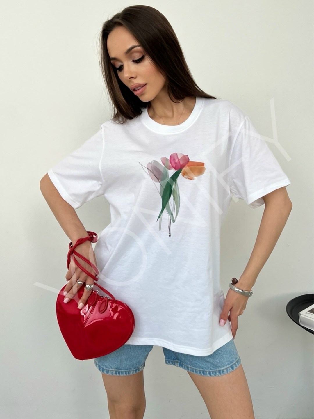 футболки женская,футболка женская белая,женская футболка оверсайз,белая футболка оверсайз,футболке
