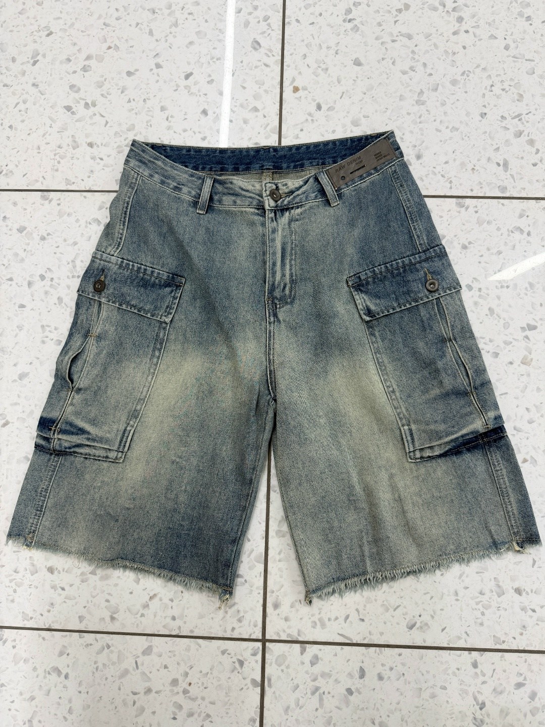 белая футболка оверсайз,джинсы свободного кроя,мужские джинсы,джинсы свободного кроя eren wide baggy 2y studios, цвет light blue,футболка оверсайз канье вест