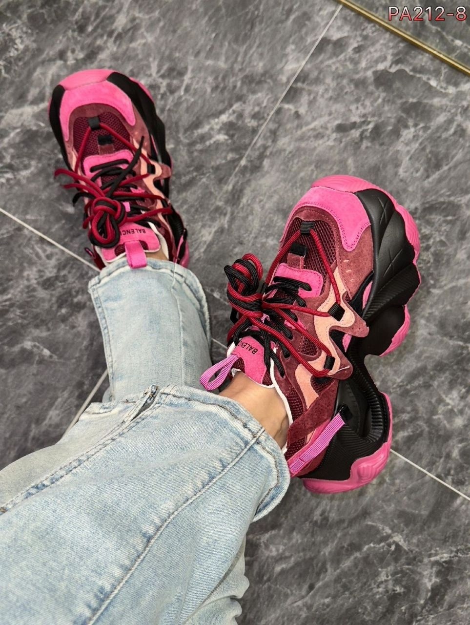 кроссовки balenciaga женские,кроссовки баленсиага трак,розовые кроссовки баленсиага track,кроссовки balenciaga,balenciaga track pink