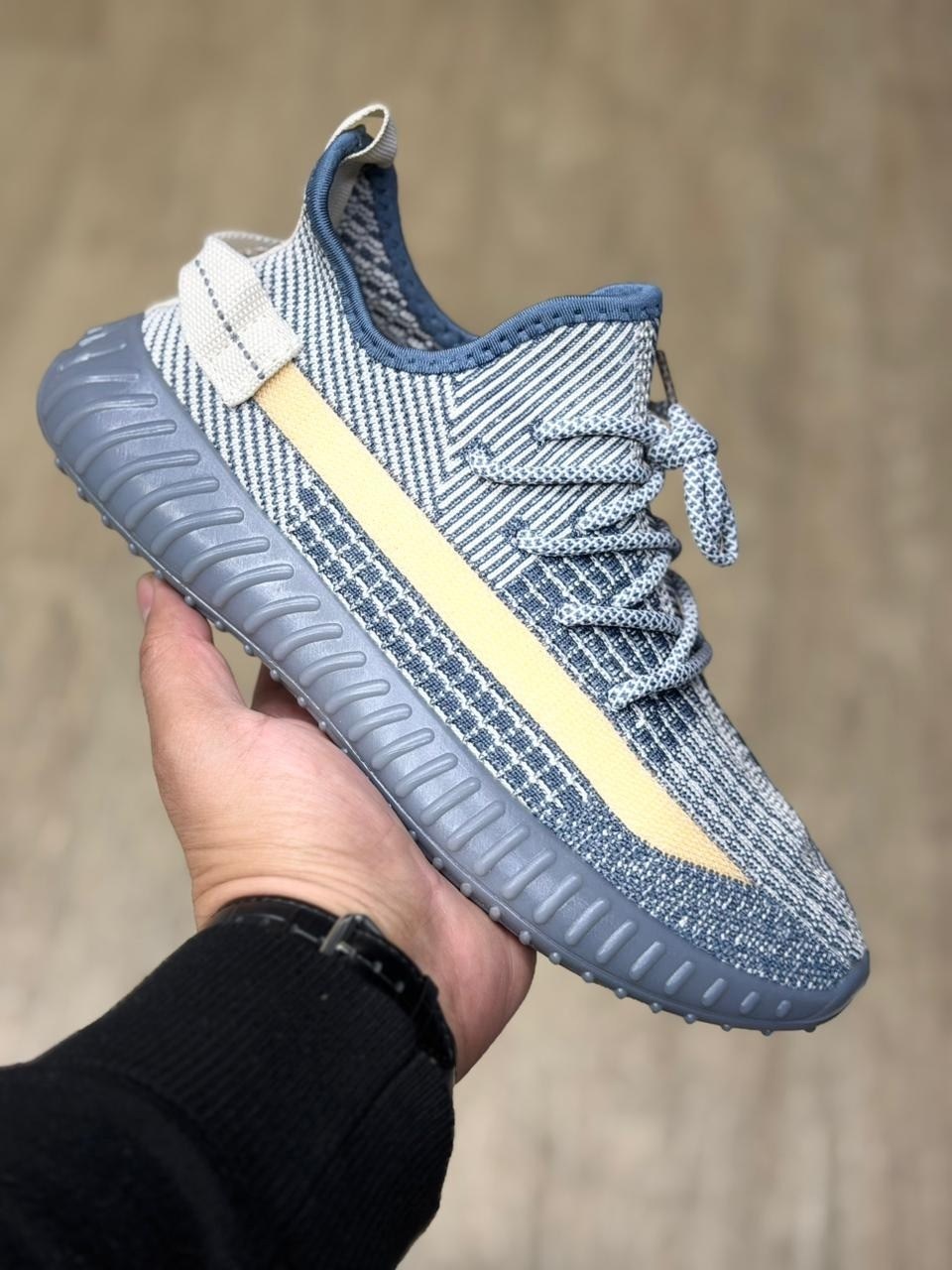 кроссовки мужские yeezy boost 350,адидас изи буст 350 в2,кроссовки yeezy boost 350,кроссовки adidas yeezy boost 350,кроссовки adidas yeezy boost