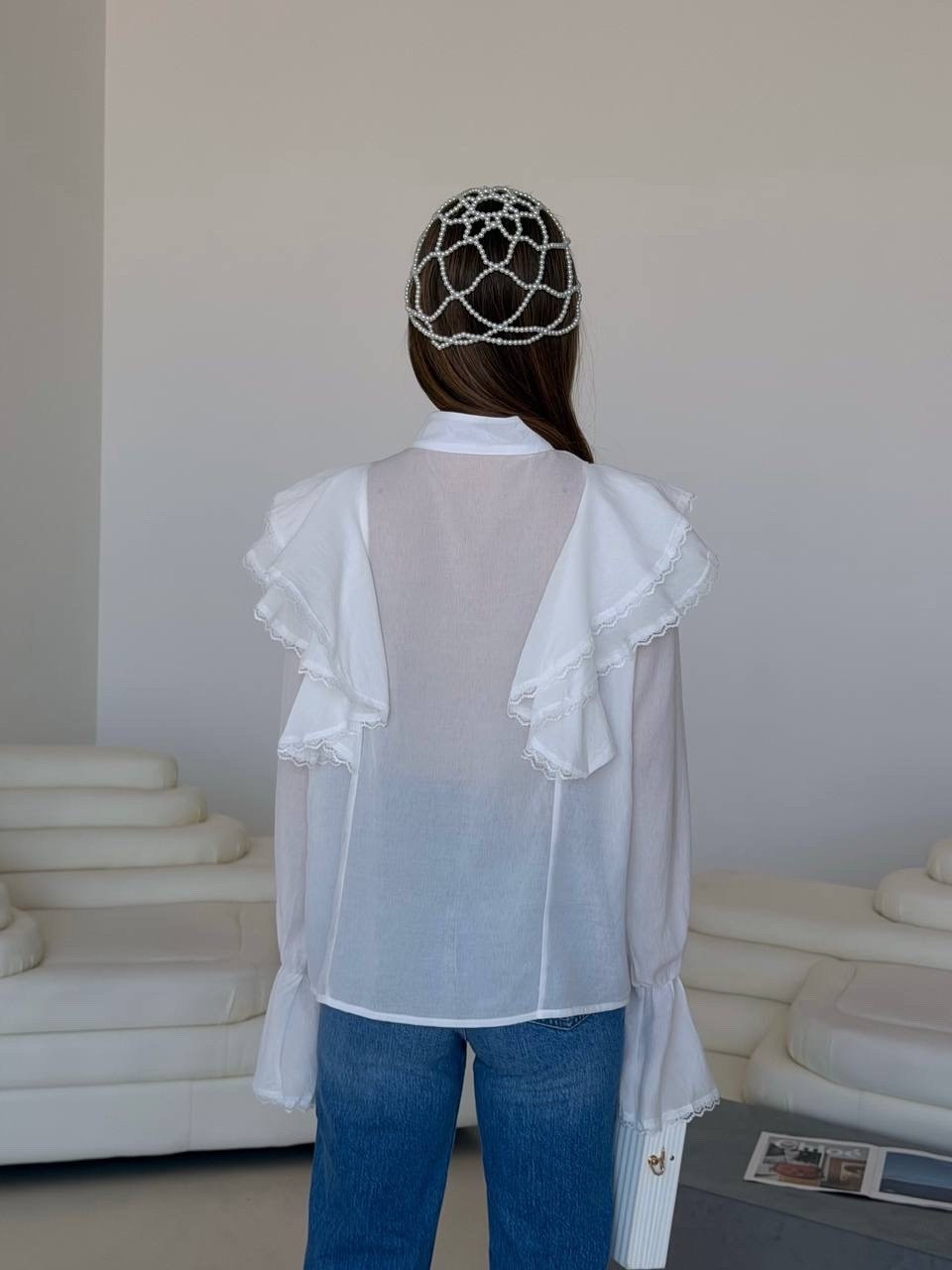 блузка с оборками,блузка с рюшами для женщин,прозрачная блузка с рюшами,белая блузка с рюшами,блузка в стиле бохо