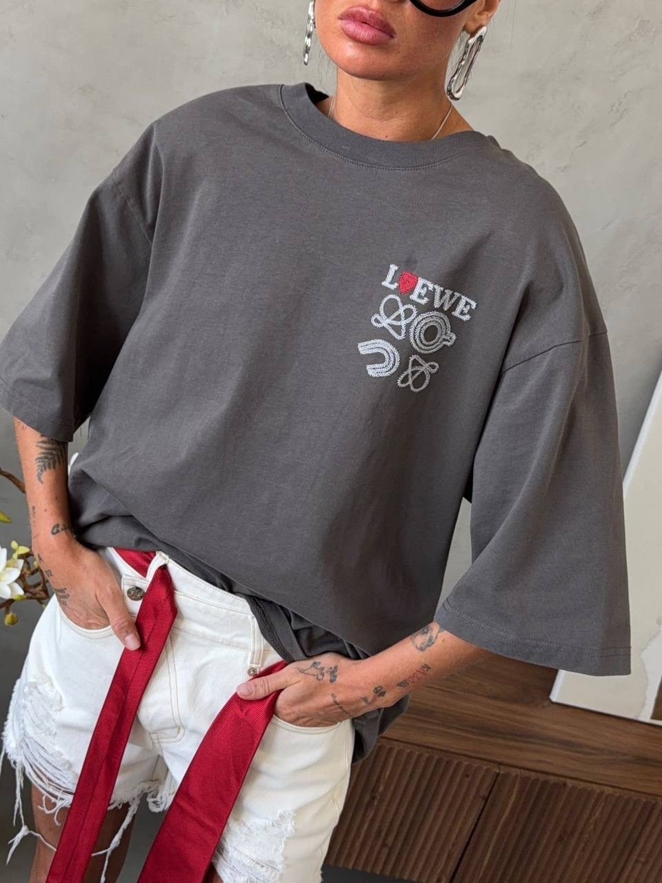 футболки женская оверсайз,футболка оверсайз,повседневные образы,футболки оверсайз с принтами