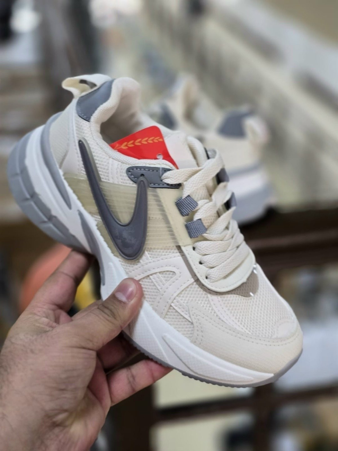 кроссовки nike,кроссовки nike v 2 k run,кроссовки женские nike,кроссовки женские мужские,кроссовки nike v2k run ретро прилив сетка дышащий бег