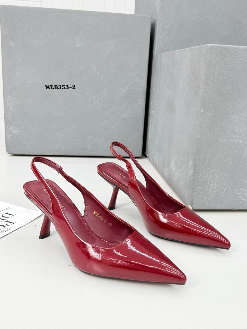 ,лаковые туфли женские на шпильке,женские туфли лодочки,туфли лодочки прада,туфли женские