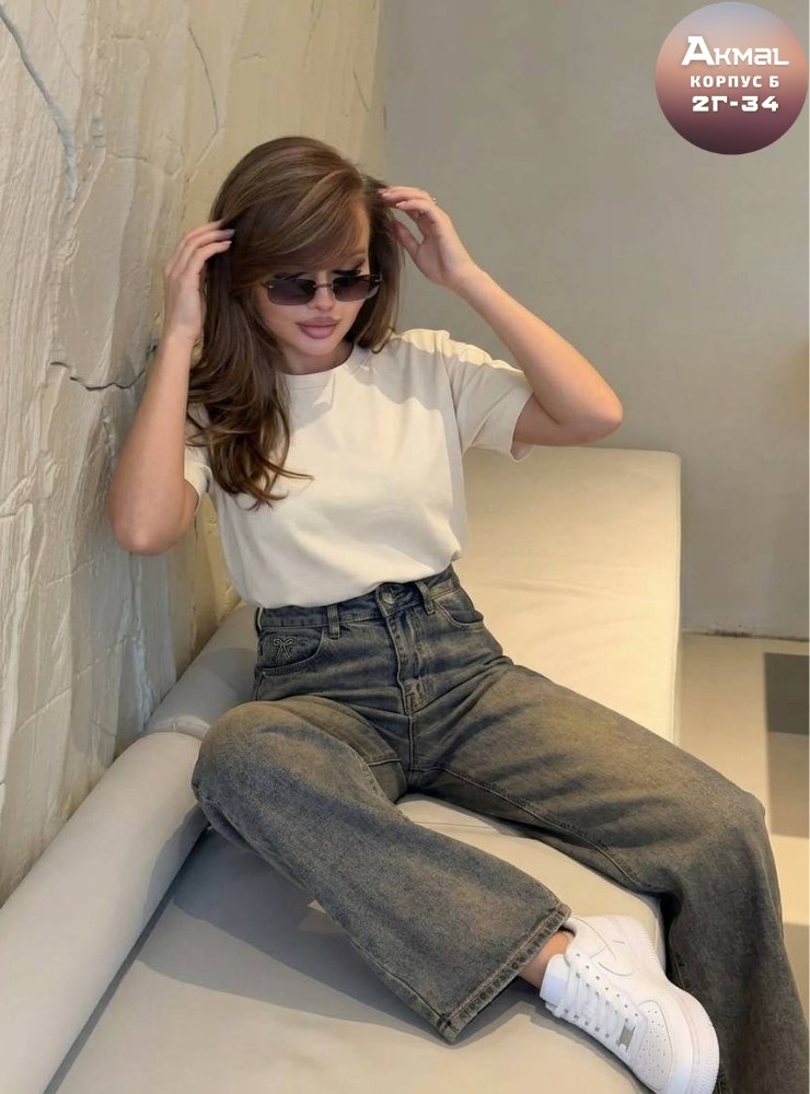 женские джинсы,широкие джинсы женские,джинсы широкие,джинсы модные,женские прямые джинсы