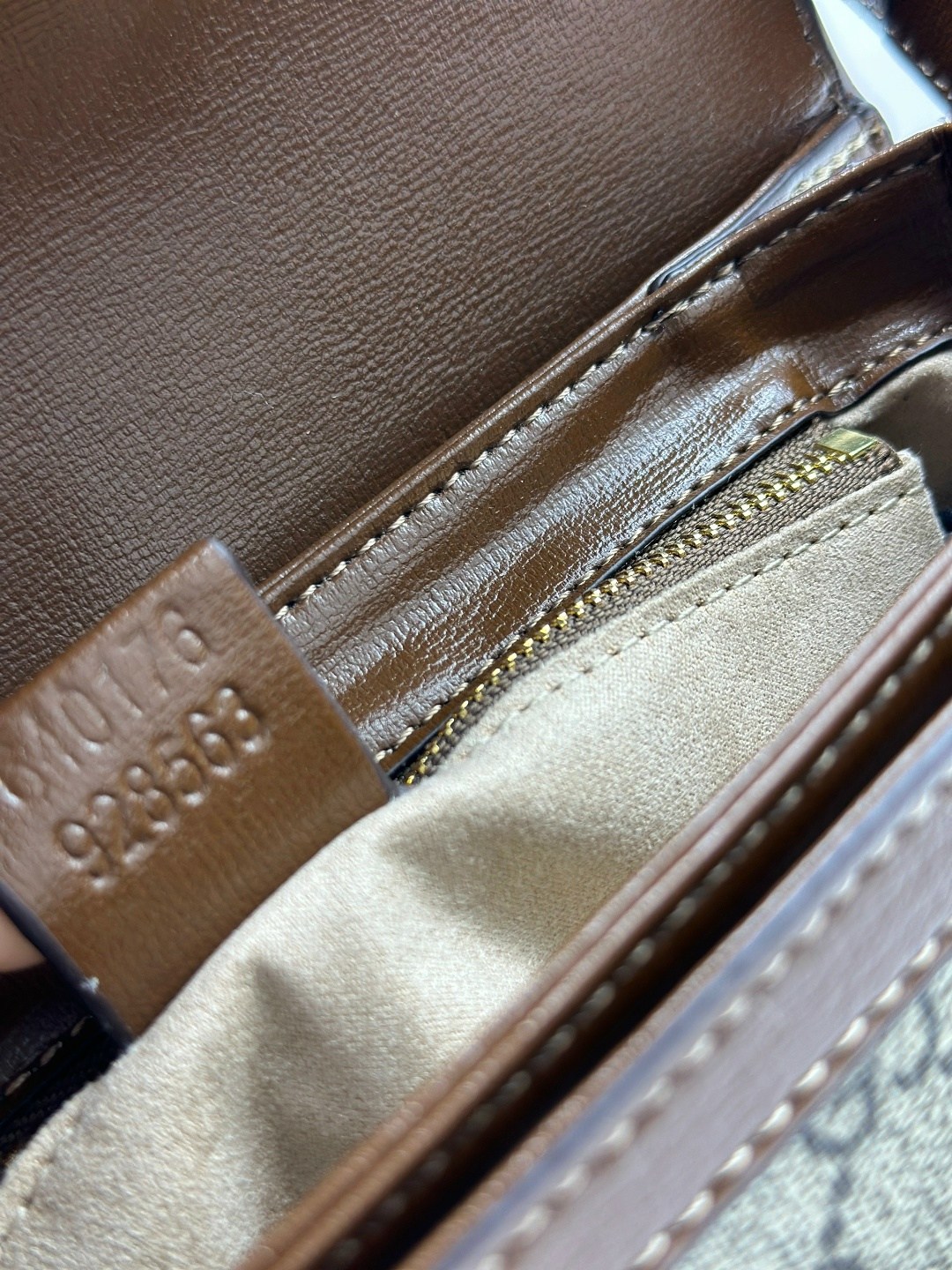 сумка gucci,сумка женская gucci,гуччи сумка,gucci сумка ведро на плечо,сумка гуччи кросс боди