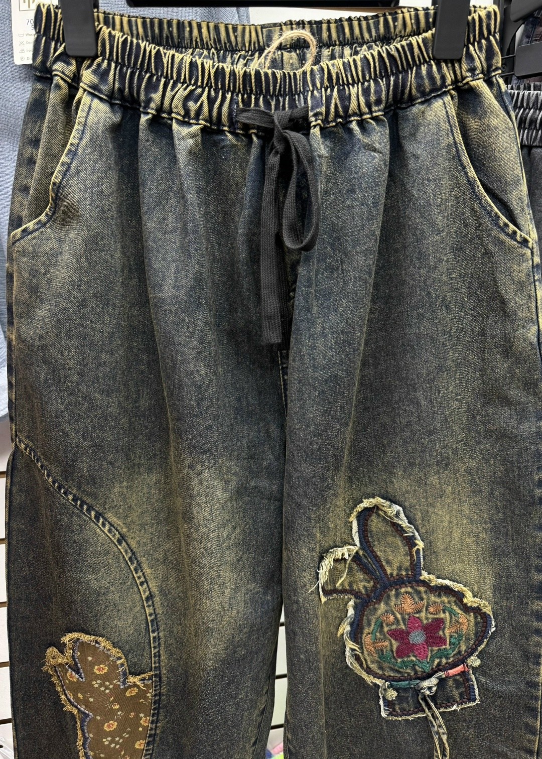 джинсы с вышивкой,джинсы женские с вышивкой,женские джинсовые шаровары с вышивкой,шаровары джинсы,джинсовые брюки