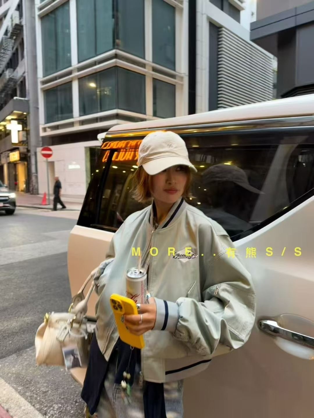 куртка бомбер,повседневная куртка,модная куртка,куртка бомбер женская,куртка оверсайз