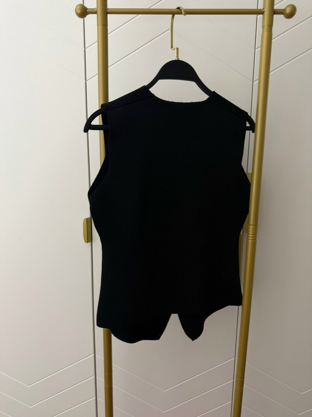 женские жилеты,жилетка трикотажная,жилет,трикотажный жилет,женская жилетка