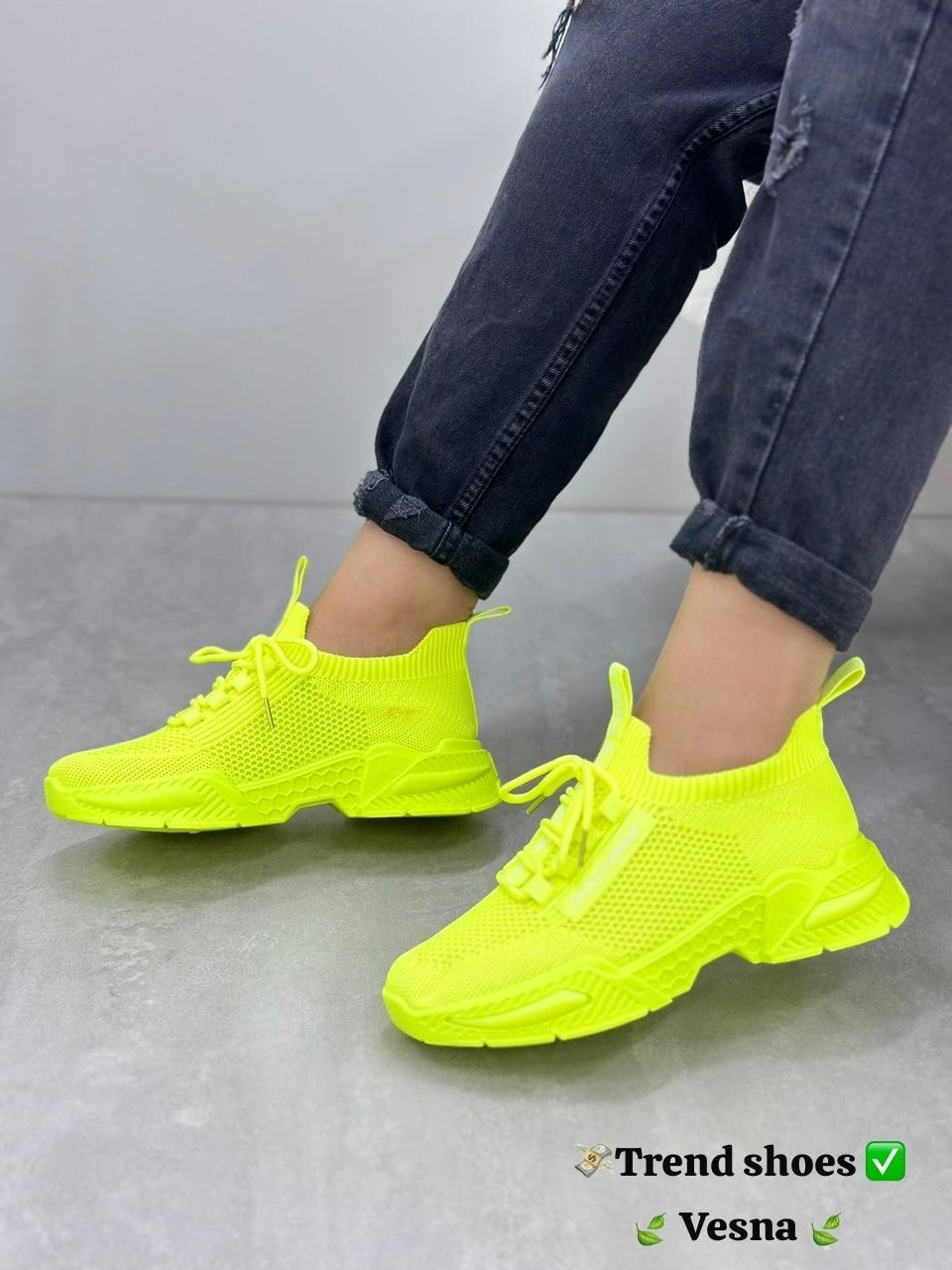 ,кроссовки женскиe,черные кроссовки,женские летние кроссовки,спортивная