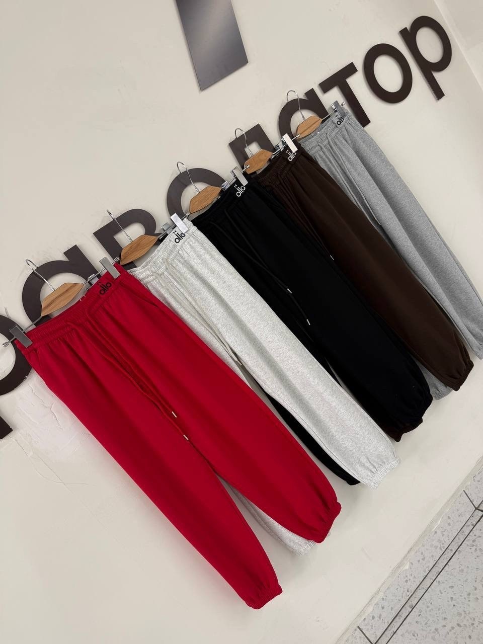 спортивные брюки,брюки джоггеры,трикотажные спортивные штаны country moment серый,спортивные штаны,свободные брюки