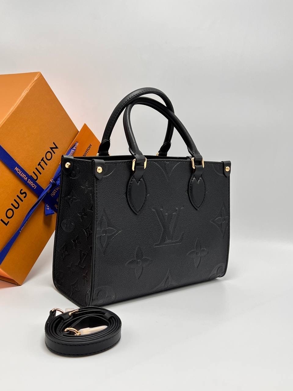 сумка louis vuitton,louis vuitton сумка женская,сумка луи виттон женская черная,louis vuitton сумка тоут,louis vuitton lv onthego pm tote monogram empreinte black