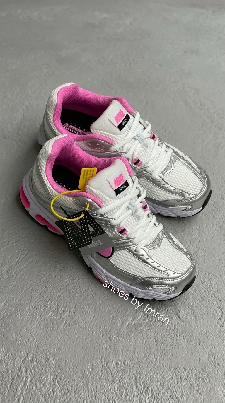 кроссовки,женские беговые кроссовки initiator от finish line nike белый,кроссовки женские nike,кроссовки nike initiator,кроссовки nike