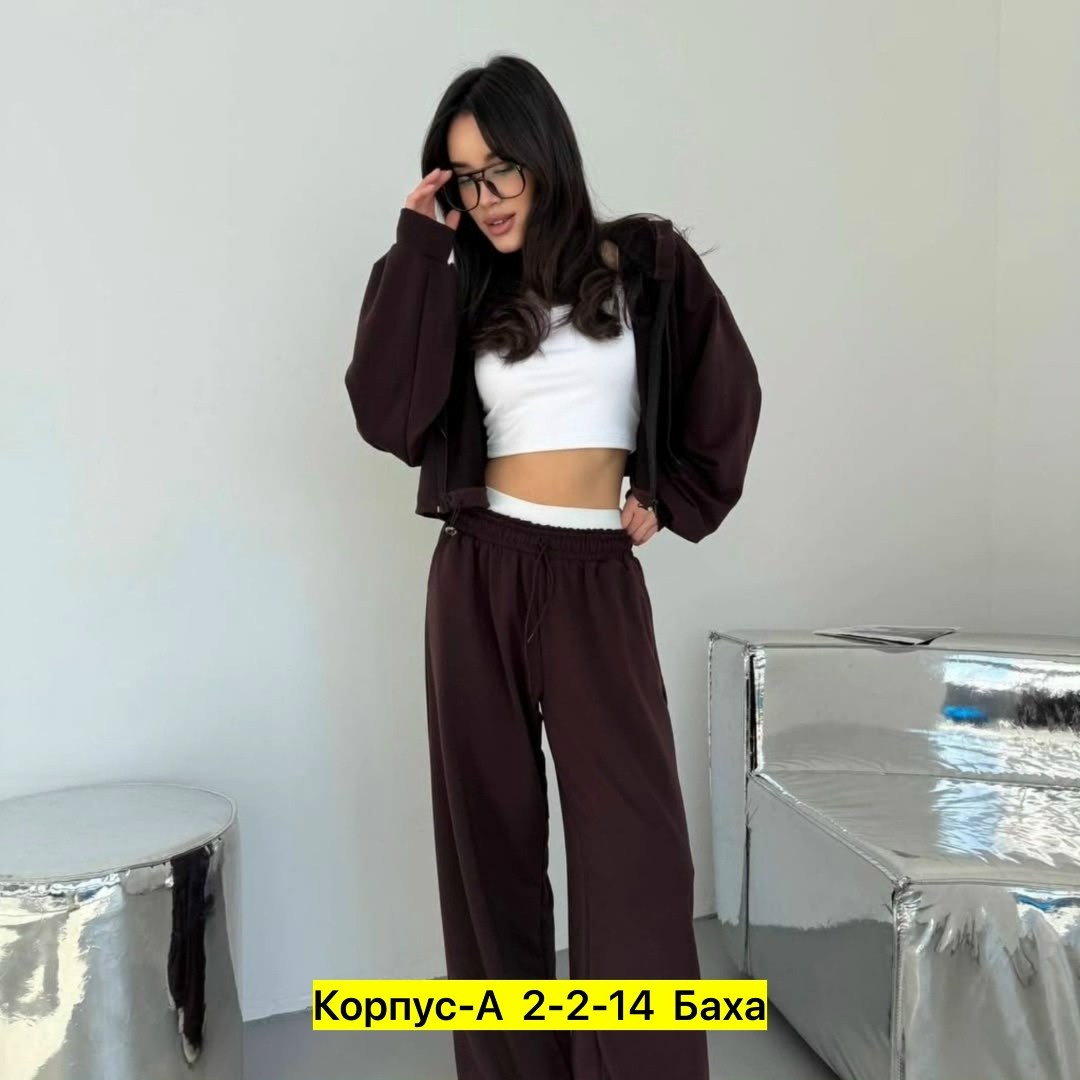 велюровый костюм,костюм женский,женский спортивный костюм,спортивный костюм,розовый костюм