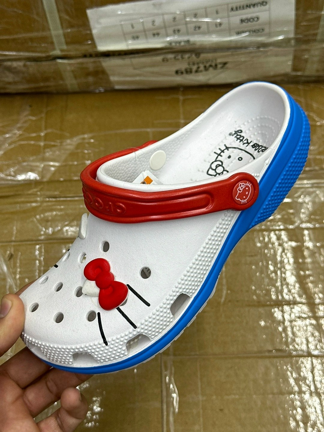 10 us crocs x spongebob patrick star classic clog,сандалии x spongebob squarepants classic clog patrick crocs розовый,crocs spongebob squarepants patrick star classic clog,,кроксы губка боб