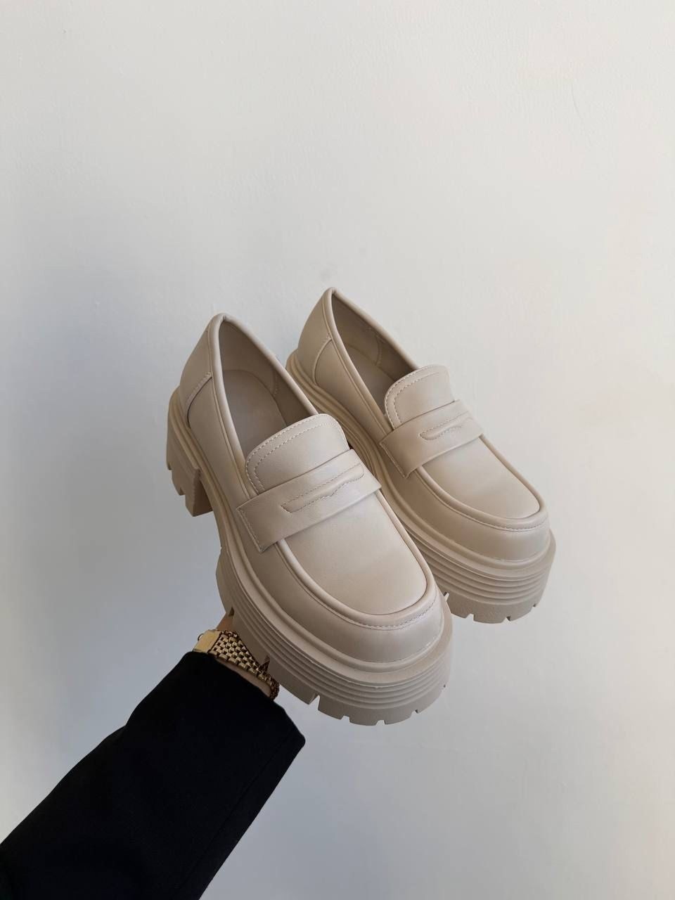 лоферы женские,лоферы на платформе,лоферы женские бежевые,туфли лоферы,лоферы кожаные на платформе