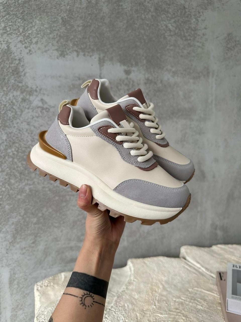 женские кроссовки,кроссовки модные,кроссовки для женщин,кроссовки стильные,кроссовки на платформе