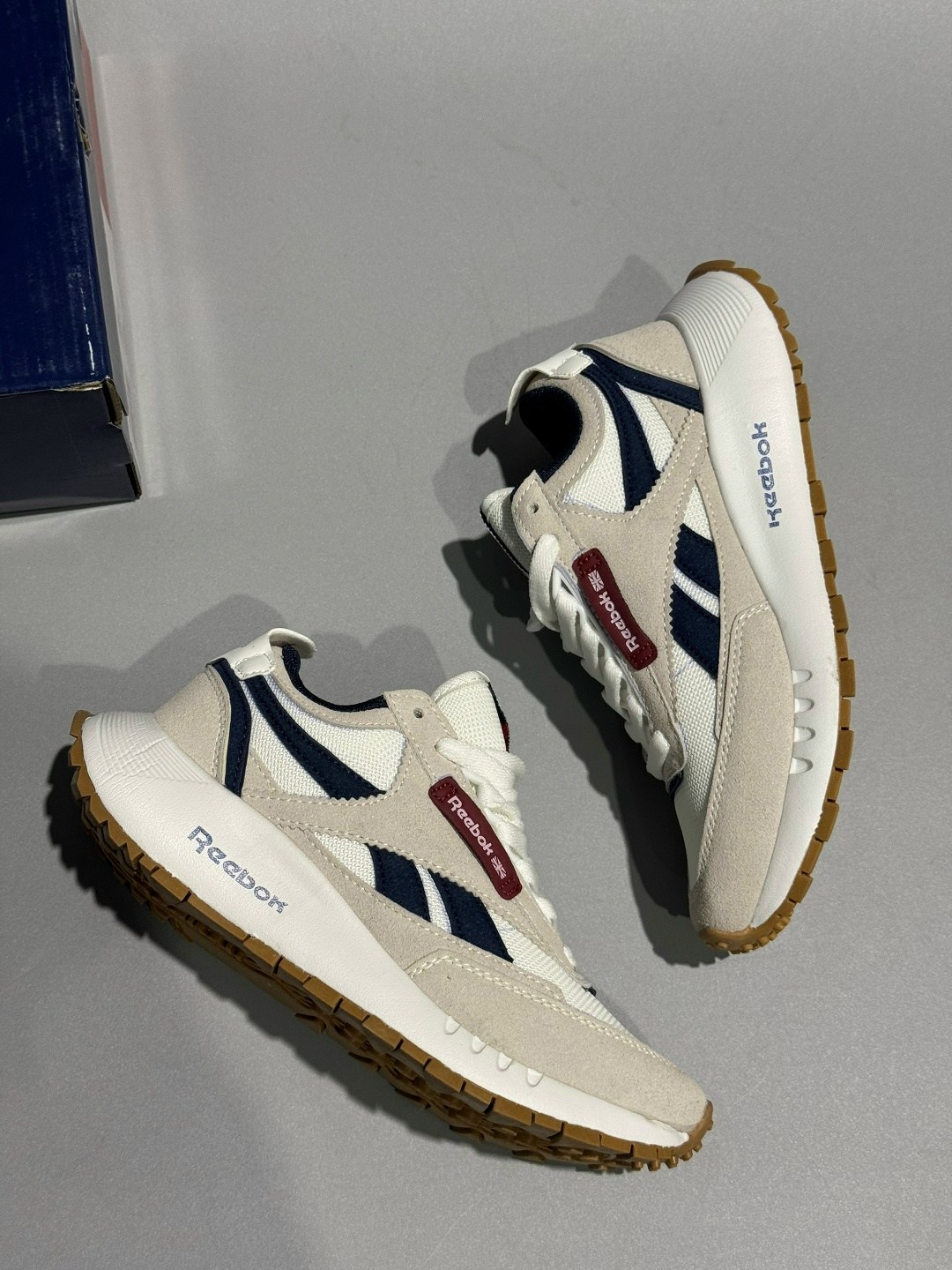 кроссовки reebok,кроссовки reebok classic leather legacy,кроссовки reebok classic,женские кроссовки reebok,reebok кроссовки мужские белые кожаные