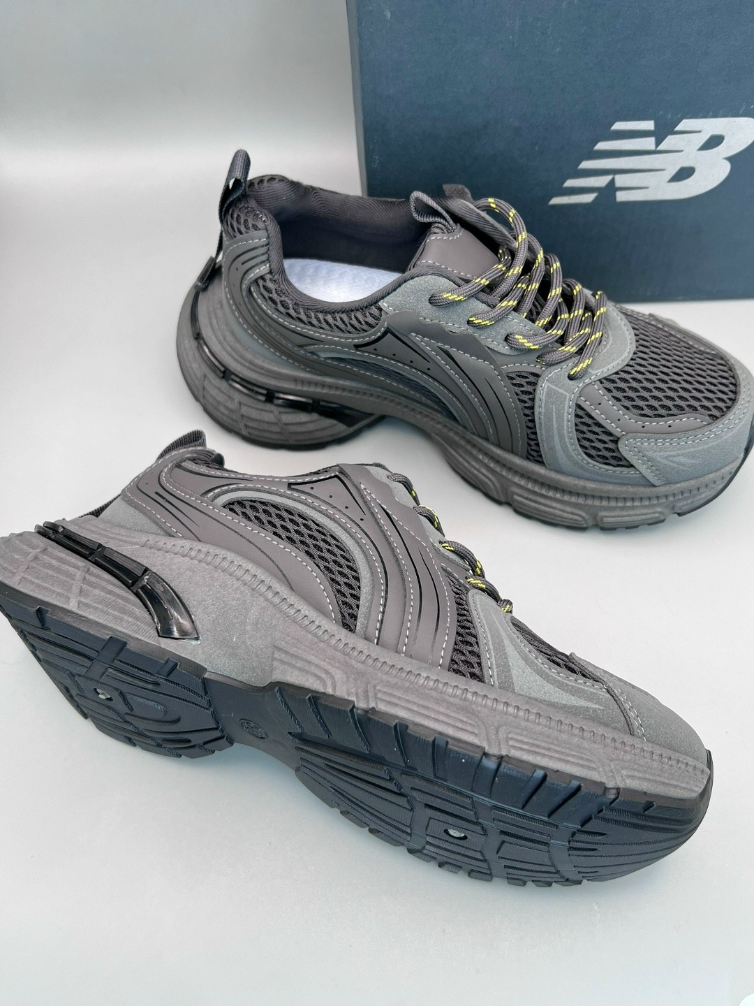 кроссовки balenciaga,кроссовки баленсиага 10 xl,женские кроссовки,кроссовки sneaker tess 12 balenciaga,кроссовки balenciaga balenciaga 6xl sneaker 'worn-out - taupe grey'