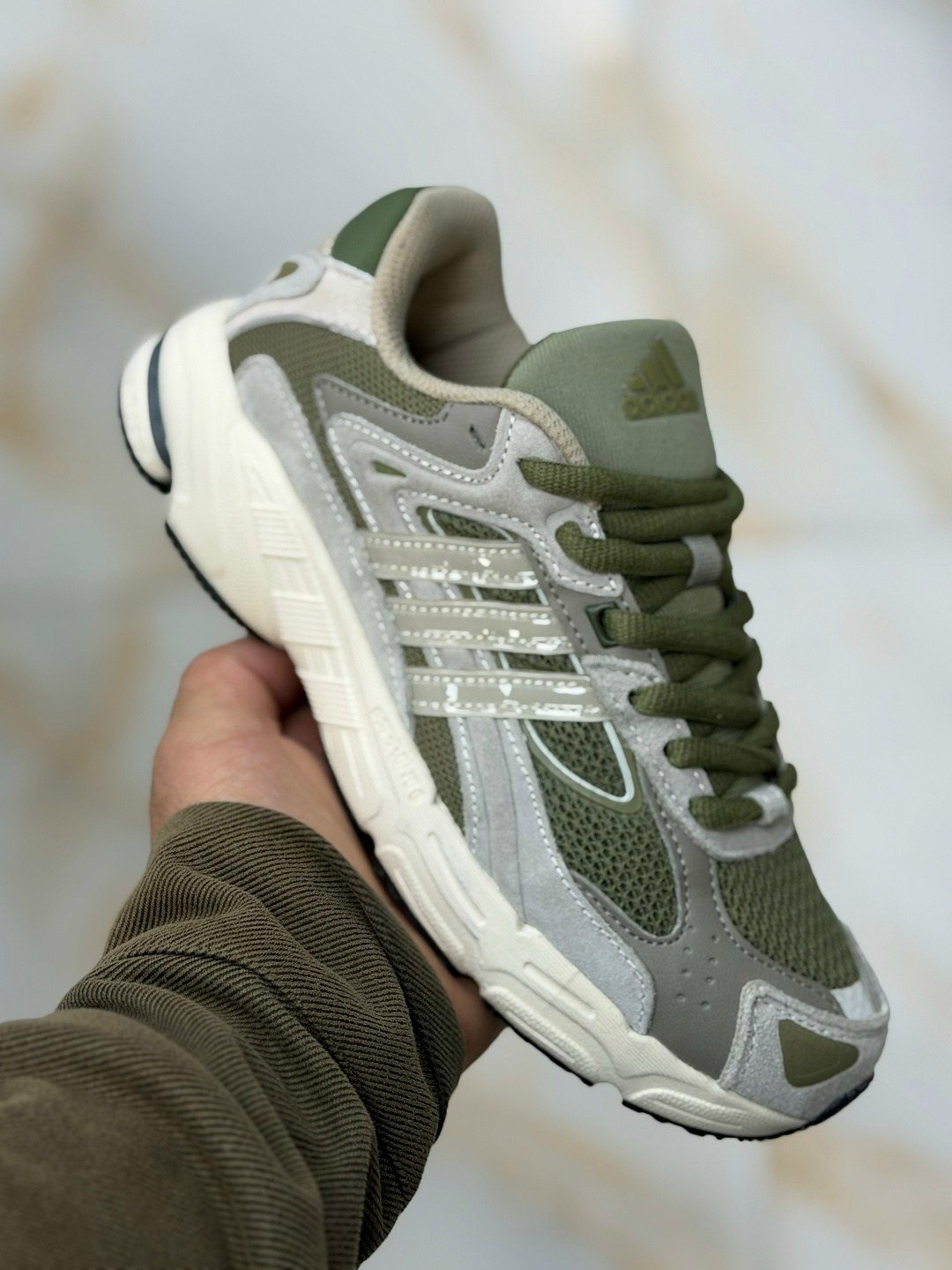 кроссовки adidas,кроссовки adidas response,кроссовки adidas response cl,кроссовки adidas response cl crystal white,кроссовки женский adidas