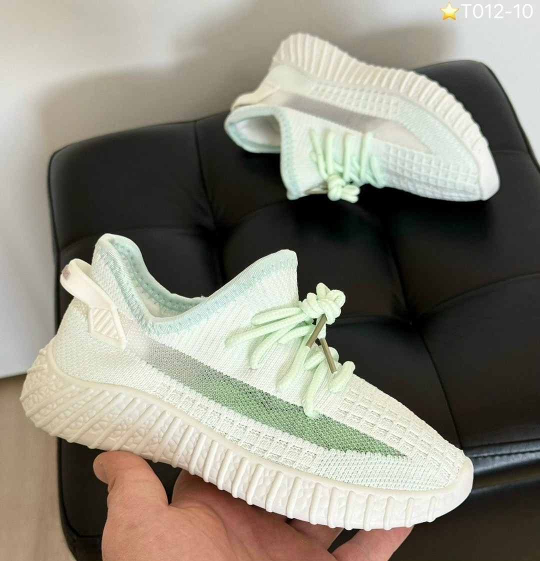 adidas yeezy 350 красные,кроссовки adidas yeezy boost 350,adidas yeezy boost 350,кроссовки,красные кроссовки
